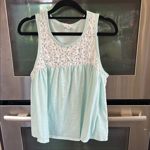 Aeropostale Green Embellished Relaxed Tank‎ Top - Picture 1 of 3